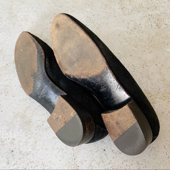 Gucci Black Velvet Loafers with Signature Web Detail - Picture 8 of 8